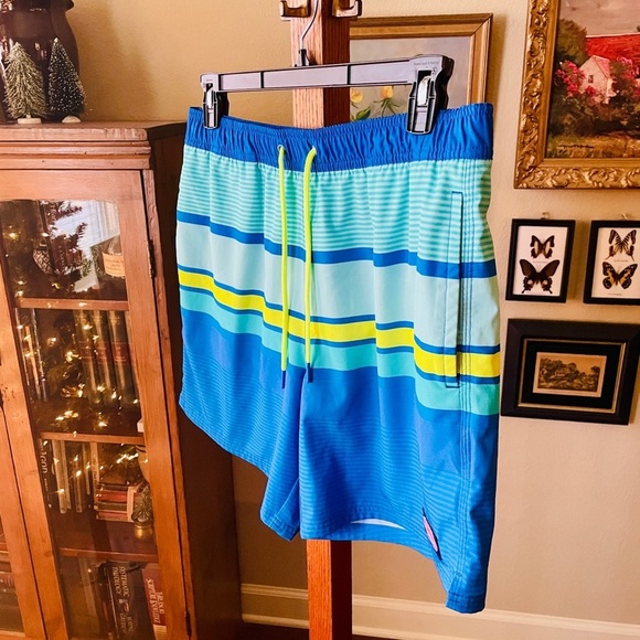 Vineyard Vines premium swim trunks pickets 6.5” inseam SZ L blue turquoise - Picture 3 of 11